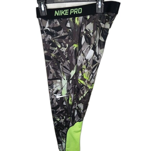 Nike Pro Dri-Fit Capri Athletic Leggings Compress Black White Neon Yellow Size M - Picture 3 of 7
